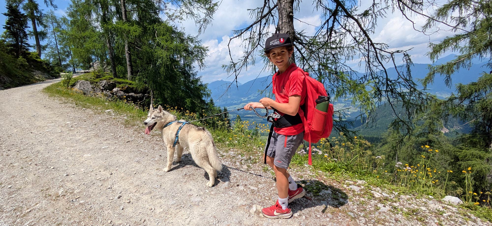 Husky Abenteuer in Abtenau Tennengau Husky Schlittenfahrten Postalm Schneeschuhwanderungen Husky Schlittenrennen